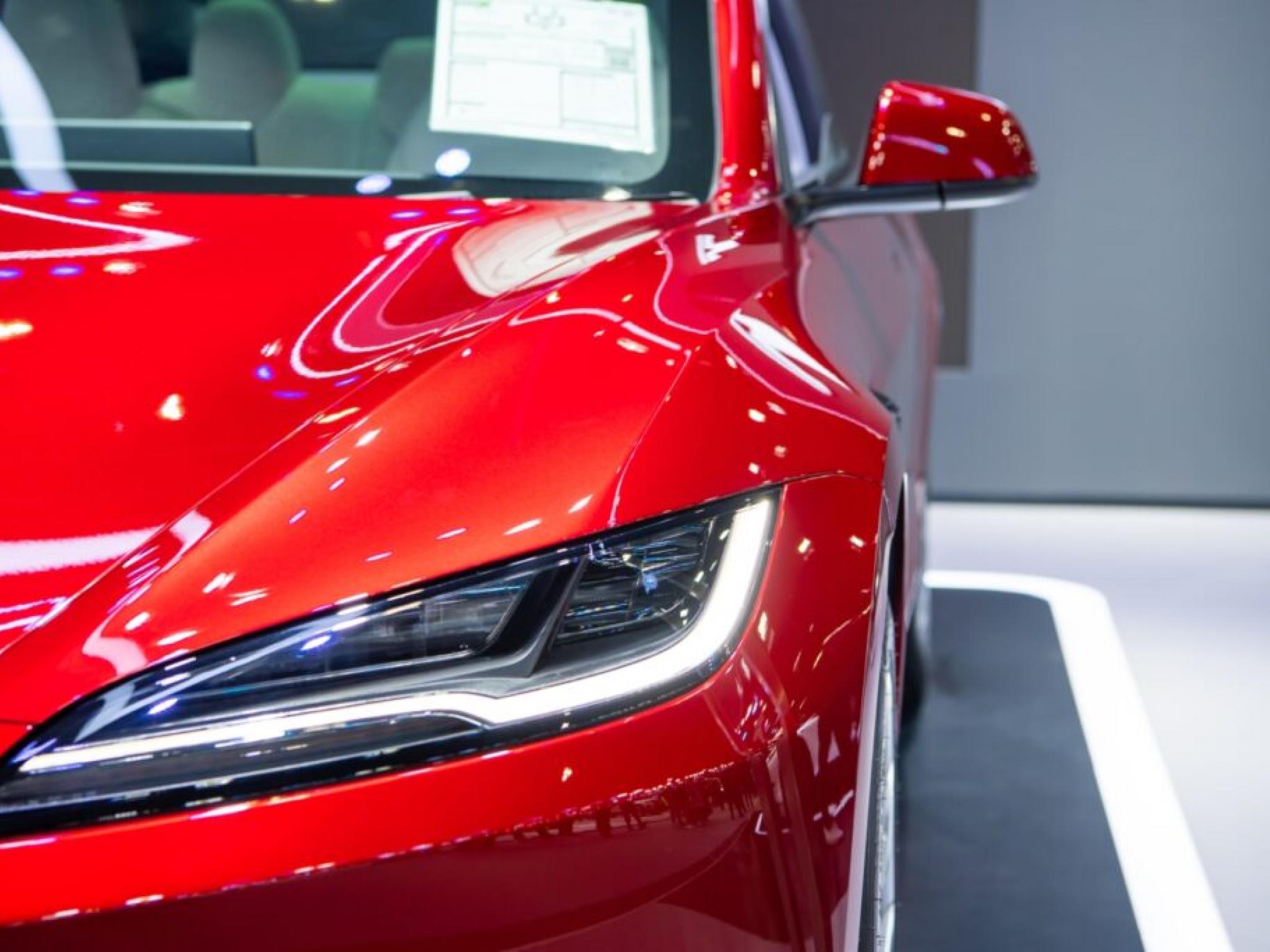 ‘Underappreciated Point:’ Tesla Investor Relations Head Chuffed By Survey Showing ‘Super High’ Retention Rate Of EV Giant’s Customers