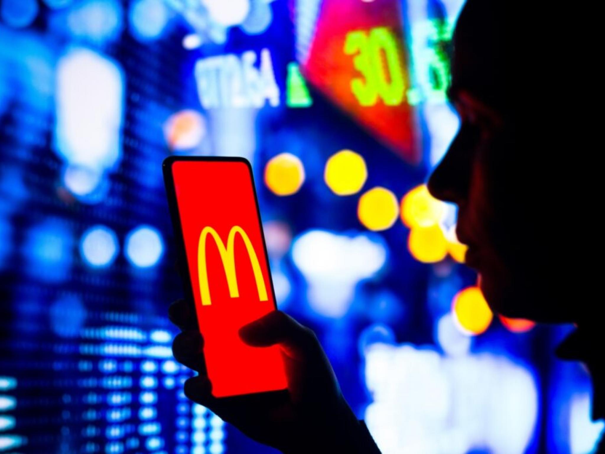 $5 Meal Frenzy Not Enough? Why This Analyst Sees Appetite for McDonald’s Stock Despite Value War