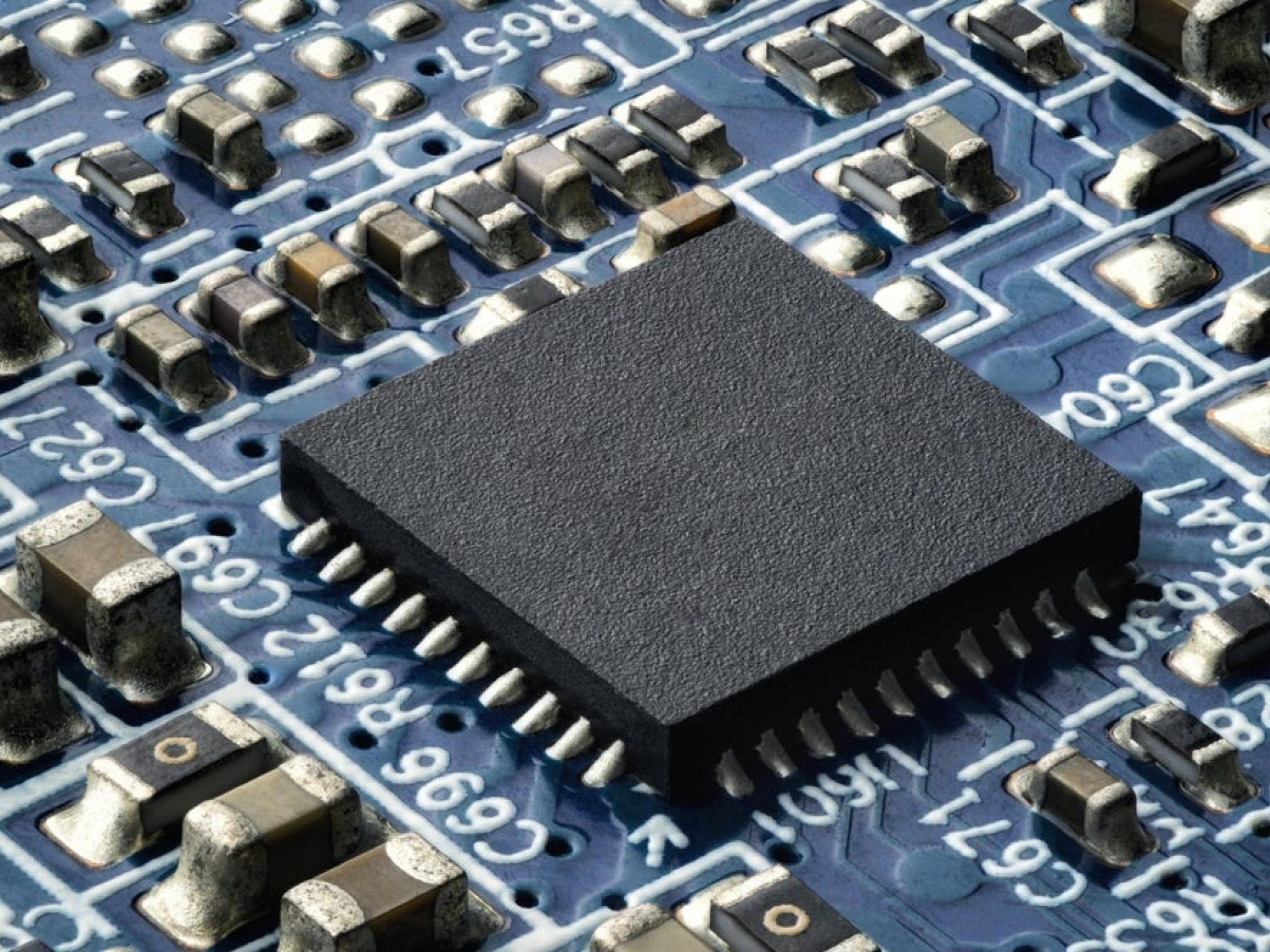 Microchip Technology Stock Gains On Uplifting Forecast