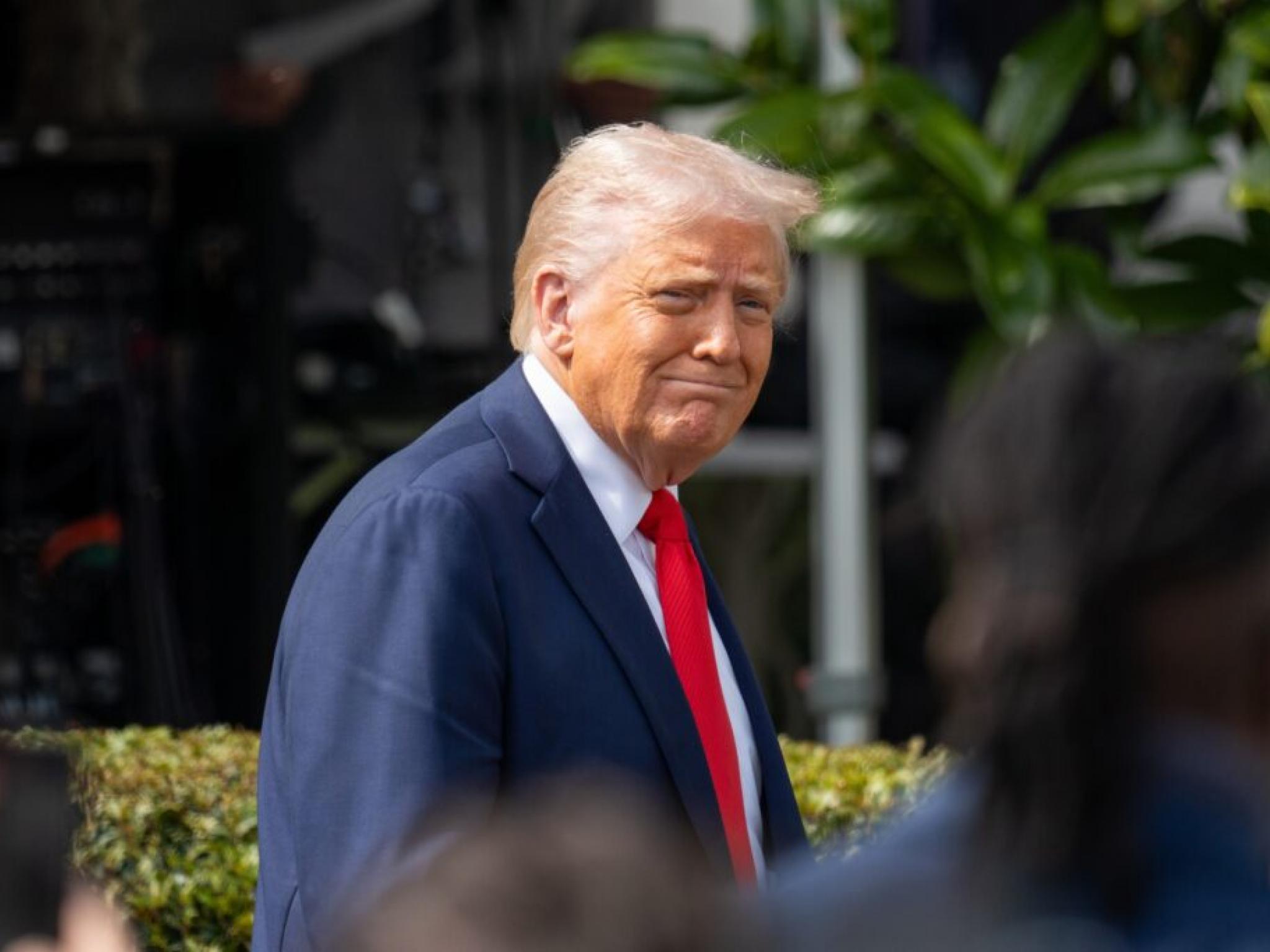 Trump To Attend Last-Minute Gathering Of Top US Generals At Quantico, Will Talk About ‘Good, Positive’ Things