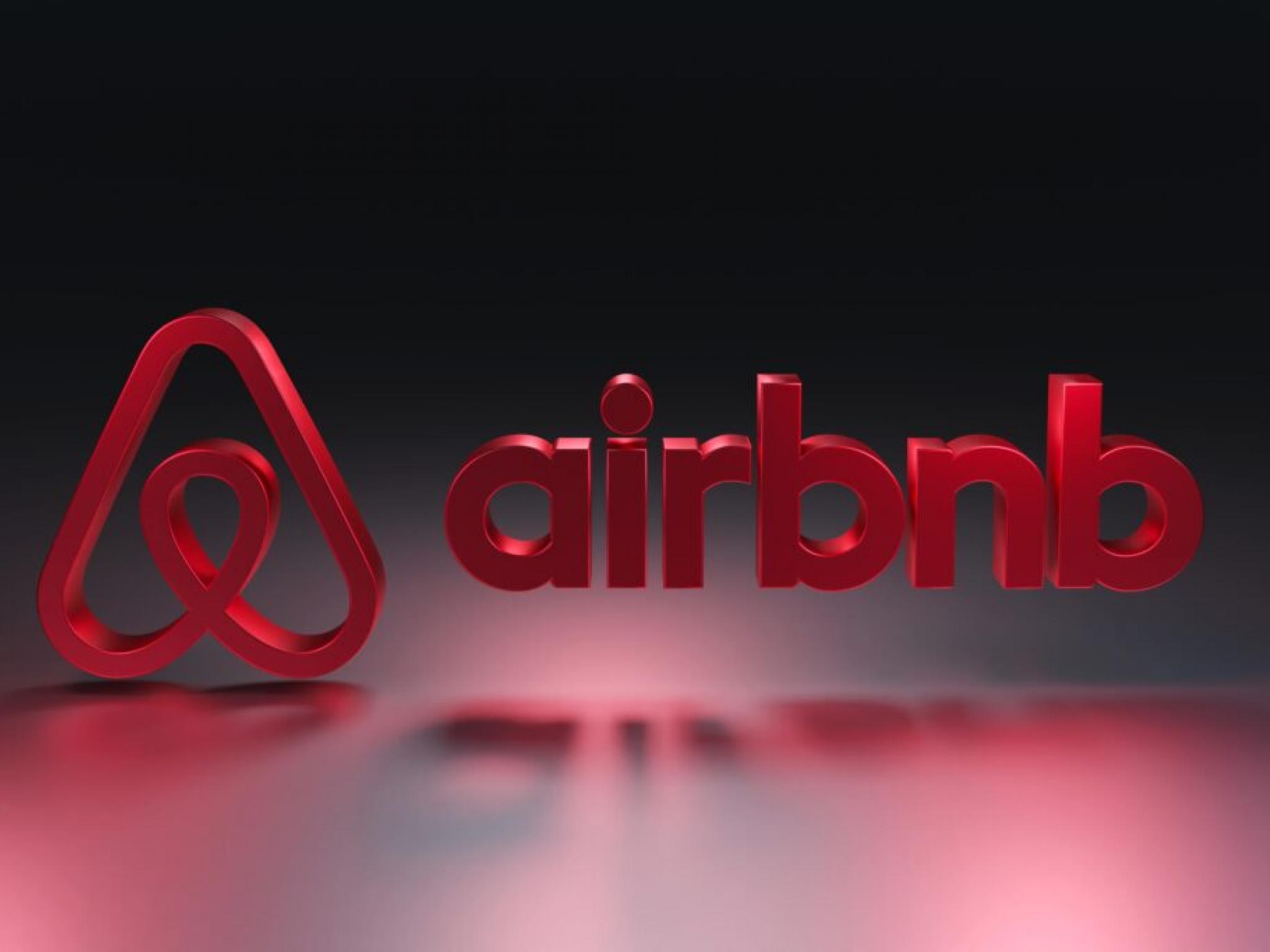 Airbnb Shares Climb After Mixed Q3 Earnings: EPS Miss, Revenues Beat